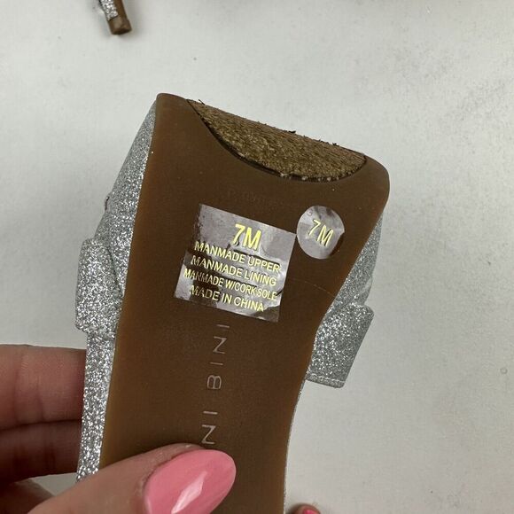 Gianni Bini Silver Glitter Beaded Rhinestone Platform Peep Toe Stiletto Heel 7.5 - Picture 9 of 10